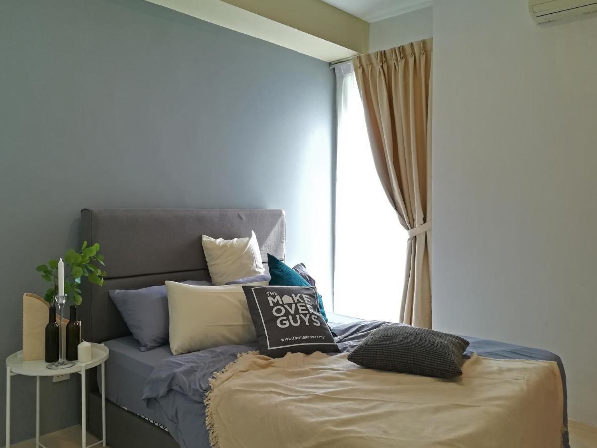 Santubong Suites B Just Like Home Damai Kuching Buitenkant foto